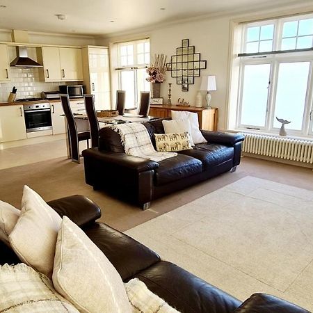 Shore Thing Beachfront Apartment Ramsgate - Sleeps 4 Eksteriør billede