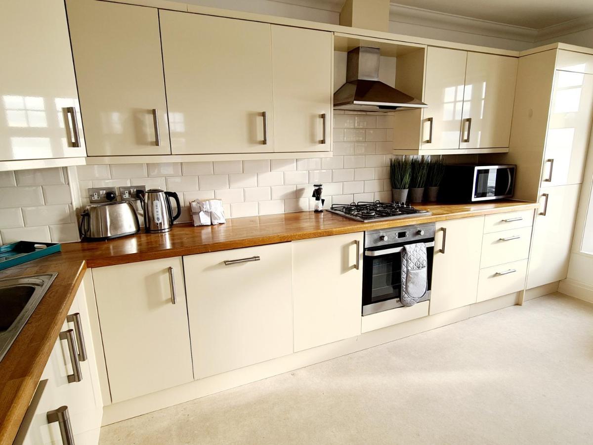 Shore Thing Beachfront Apartment Ramsgate - Sleeps 4 Eksteriør billede