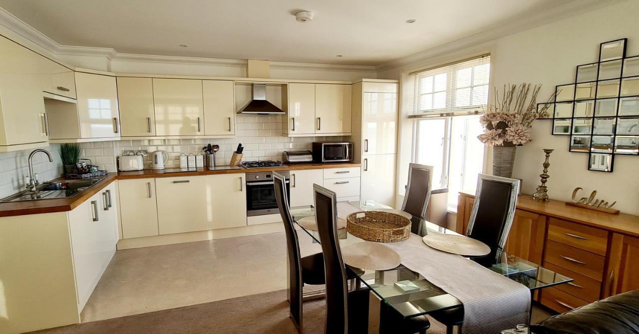 Shore Thing Beachfront Apartment Ramsgate - Sleeps 4 Eksteriør billede
