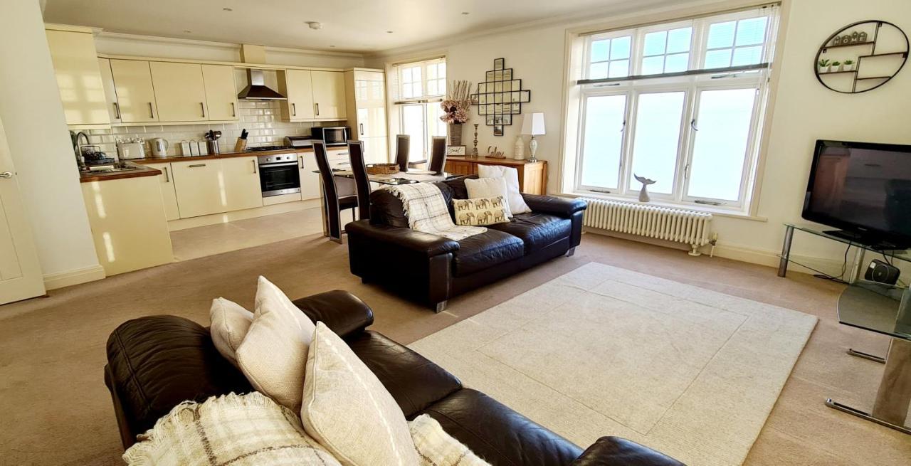 Shore Thing Beachfront Apartment Ramsgate - Sleeps 4 Eksteriør billede